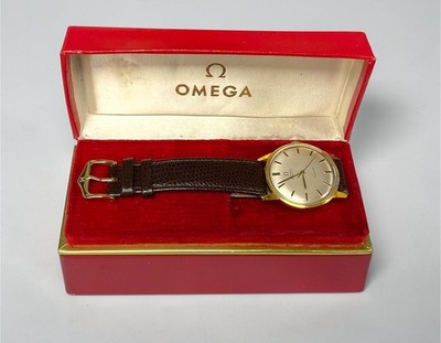 solid gold dress watch Vintage 1966 OMEGA Automatic 18K - Clean Dial - Original princess ball gown wedding dresses