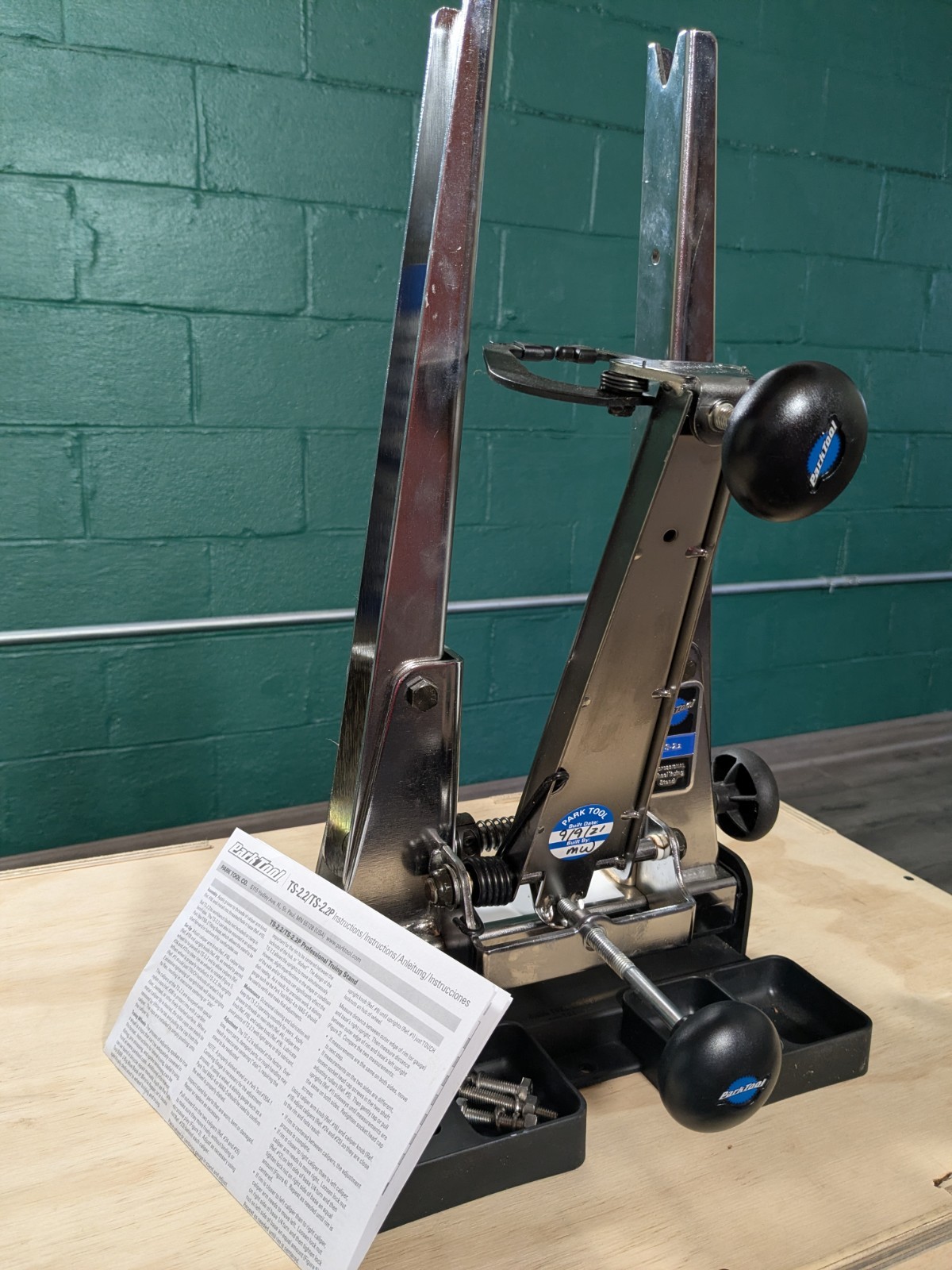 Park Tool TS-2.2 Professional Truing Stand, Chrome-Plated + TSB-2 Tilting Base