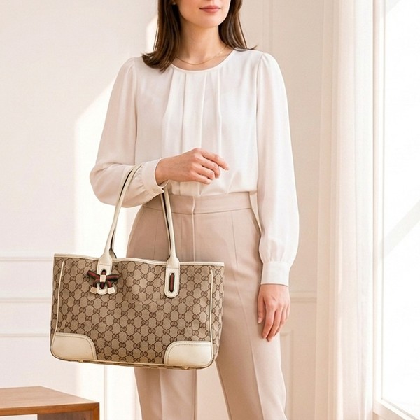 Authentic GUCCI GG Canvas Sherry Line Princy Tote Shoulder Bag White Ivory