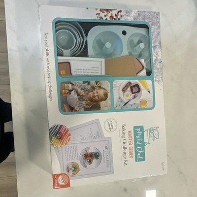 MindWare Playful Chef Master Series Baking Challenge Kit Cake Decorating Tools