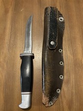 VINTAGE CASE XX APACHE FIXED BLADE HUNTING KNIFE 300 BLACK W LEATHER SHEATH