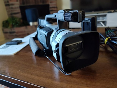 Canon XM2 Professional Mini DV Camcorder Digital Video With Charger, Cables, +++ - Picture 23 of 23