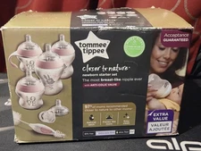 Tommee Tippee Closer to Nature Newborn Baby Bottle Feeding Starter Set + 1 Glass