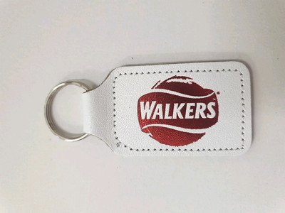 VINTAGE WALKERS CHIPS 1990 AUTO WEISS ERINNERUNGSSTÜCKE SAMMLERSTÜCK SCHLÜSSELANHÄNGER SCHLÜSSELRING 
