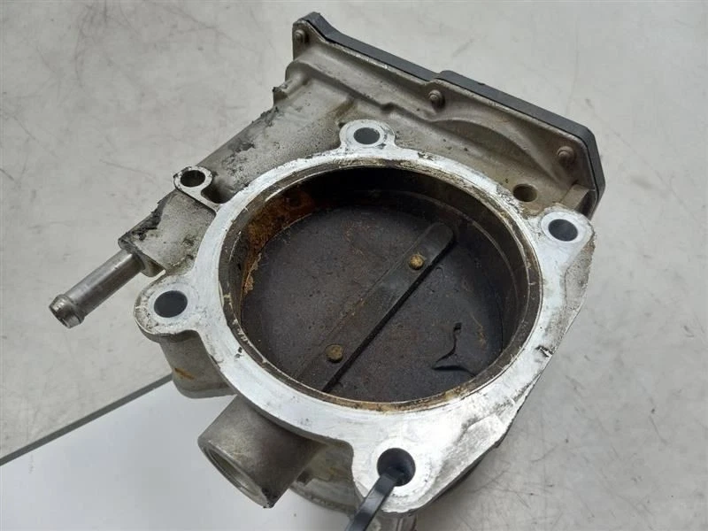 09-14 TOYOTA TUNDRA CREW CAB 5.7L RWD NO CORPO DO ACELERADOR DO MOTOR - Imagem 3 de 4