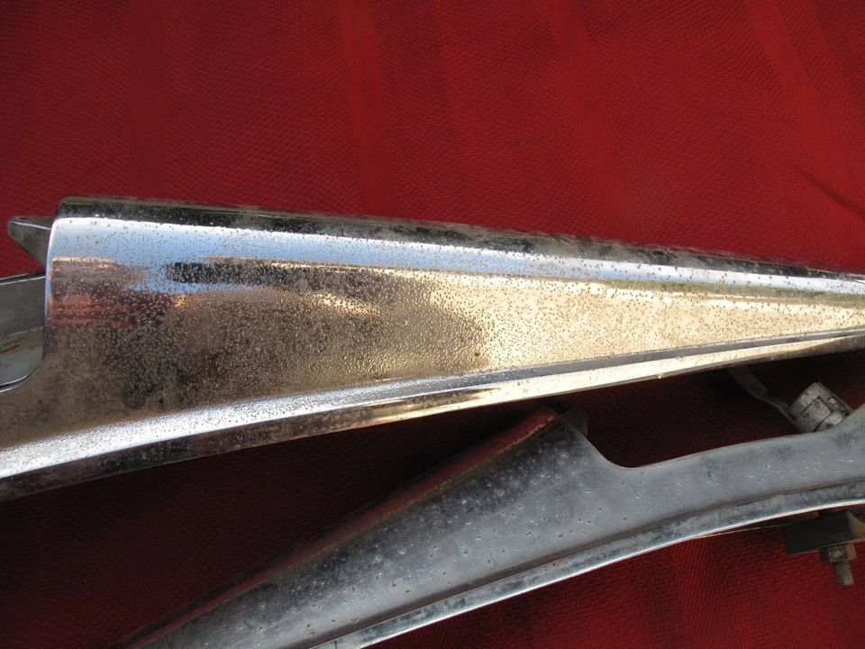 Chrysler Windsor 1949 luces traseras cromadas originales R & L Foto 3 de 4