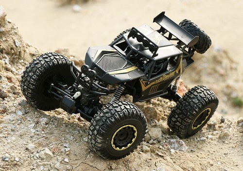 1:8 RC Car Monster Truck 2.4GHz Big Wheel Kids Toy 4WD Xmas With Two Battery - Picture 10 of 22