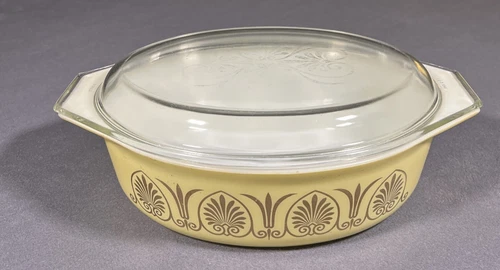 VTG Pyrex Golden Classic 045 With Lid 2 1/2 Qt Made in USA *READ*