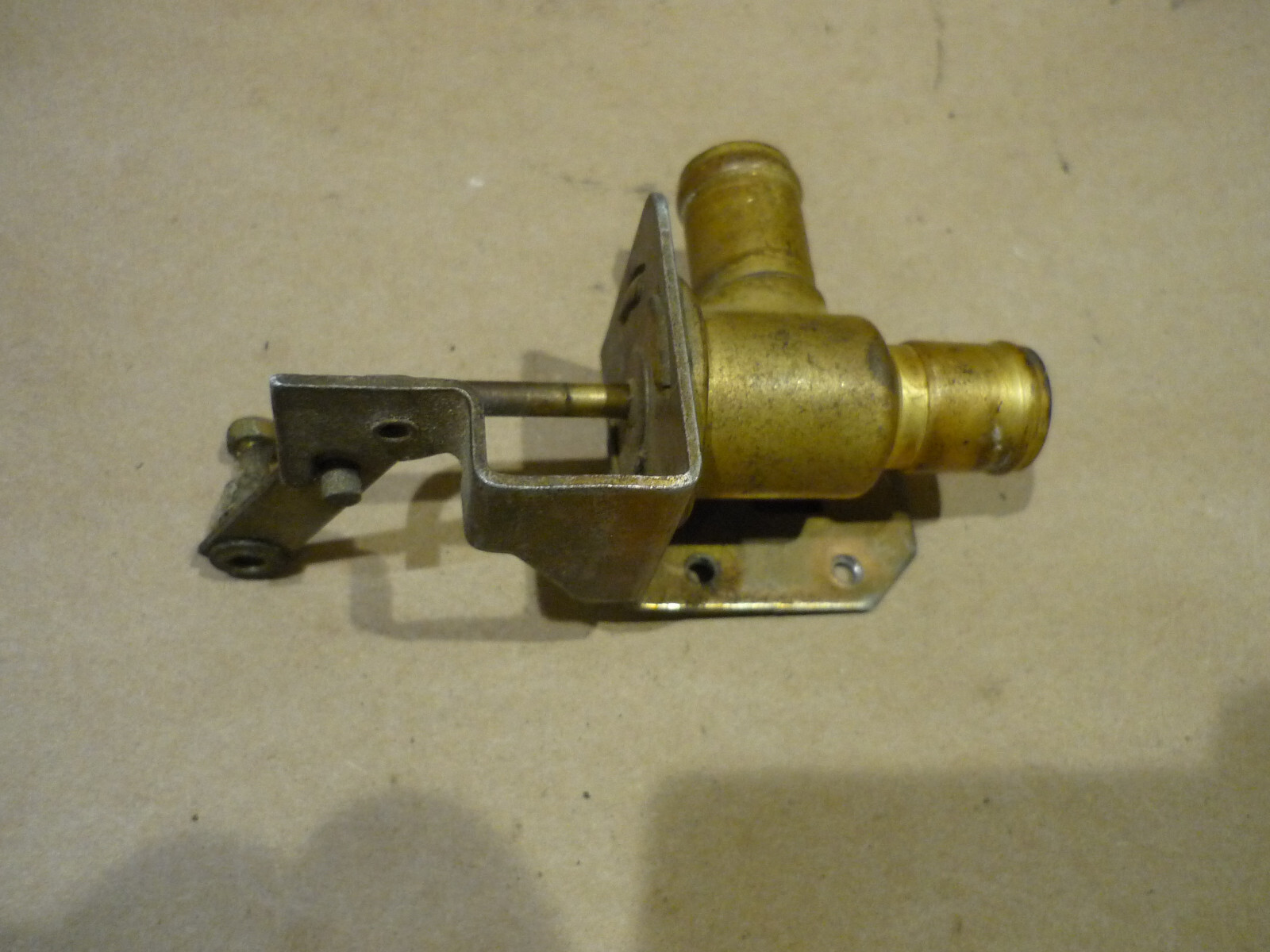 Ferrari 208,288,308,400,512  - Heater Valve Original OEM  P/N 110066
