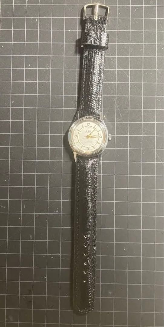 Oris Hand-wound Wristwatch Silver Dial Black Strap 32mm image 5