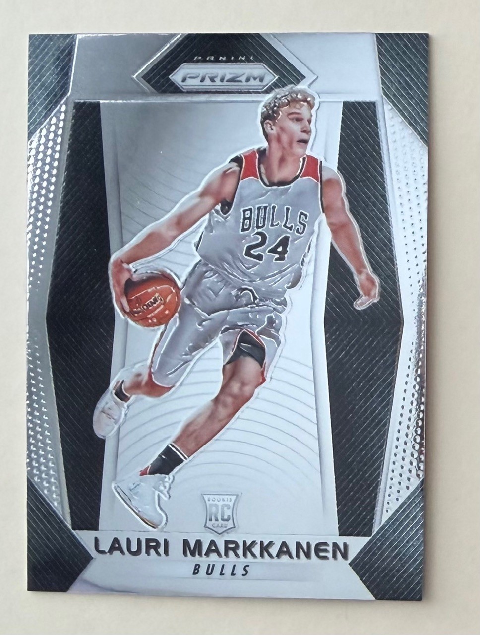 2017-18 Panini Prizm #247 Lauri Markkanen RC Bulls Jazz - Free Shipping