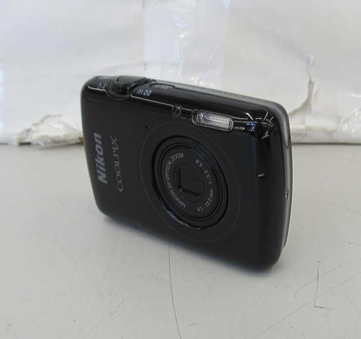 Nikon Coolpix S01 Digital Camera | eBay Nikon Coolpix S01 Digital Camera | eBay