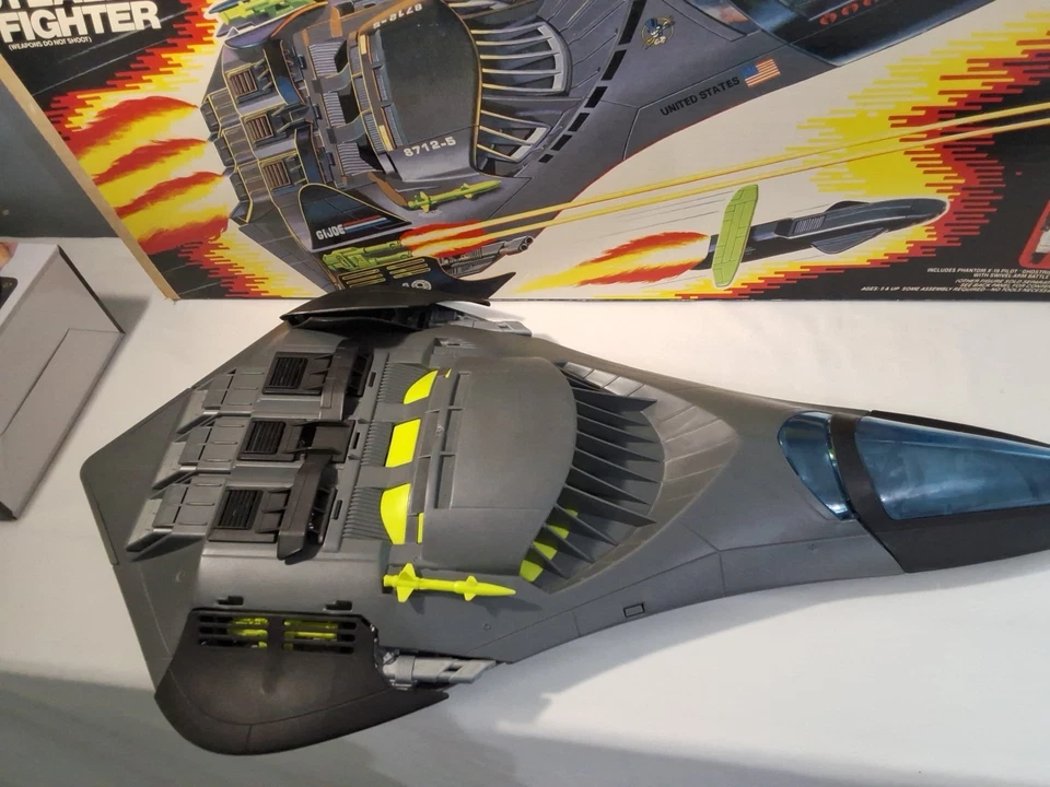 G.I. Joe 1988 Phantom X-19 Stealth Fighter con piloto Ghost Rider/caja original Foto 3 de 4