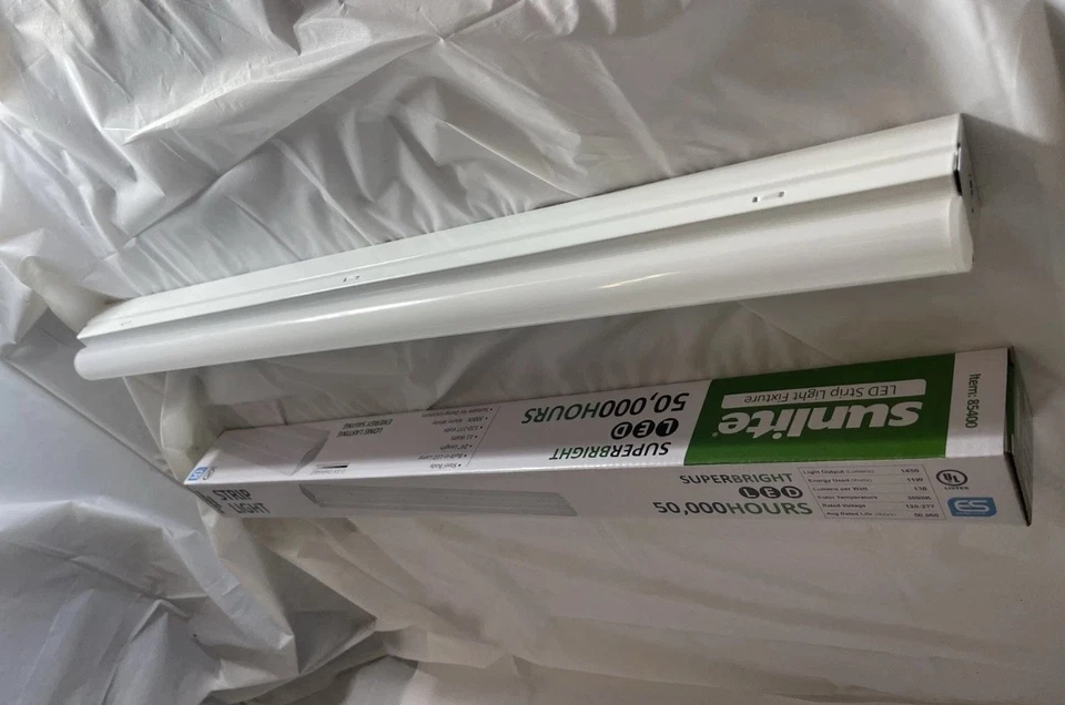 LED Strip Lights Súper Bright 50 000 Hours Lifetim Sunlite 12V DC - Image 2 of 4