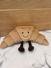 AUTHENTIC Jellycat Amuseables Croissant M dium Size NWT