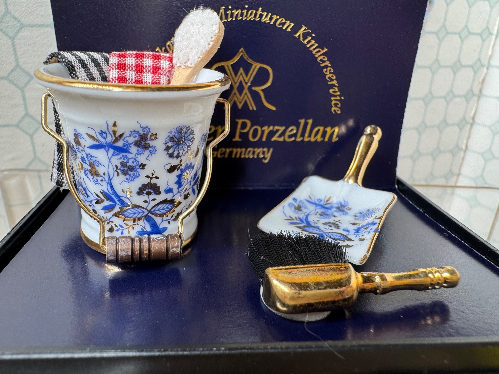 Germany Dollhouse Miniatures Reutter Porcelain Blue Onion Cleaning
