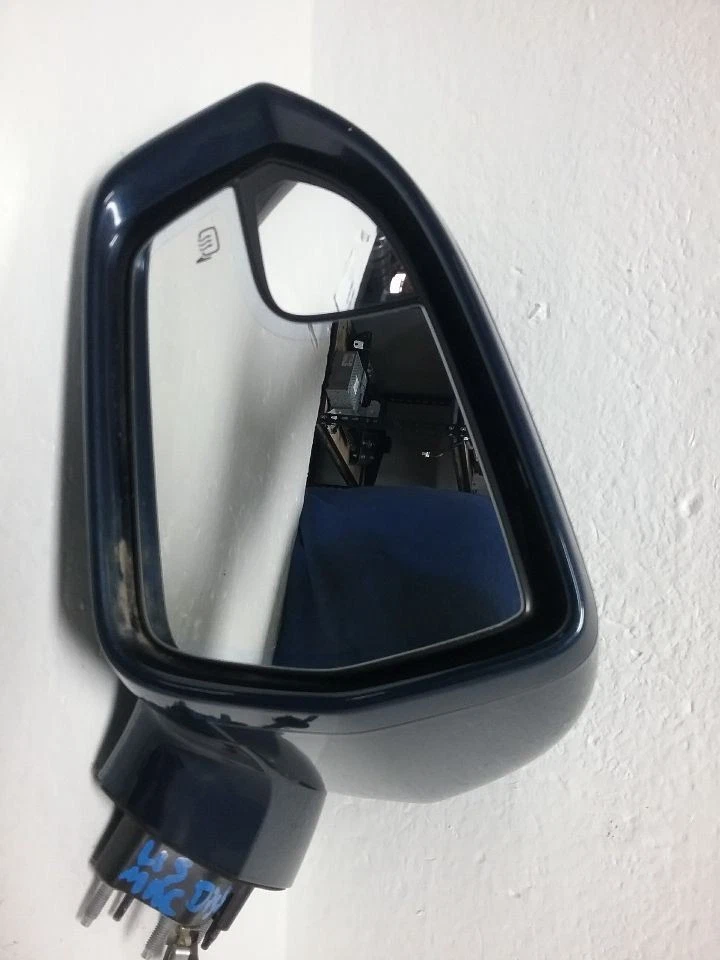 Оригинальные лампы с подогревом памяти для бокового зеркала водителя Lincoln MKC 2016 годов выпуска подходят для моделей 15–19 годов выпуска - Изображение 2 из 4