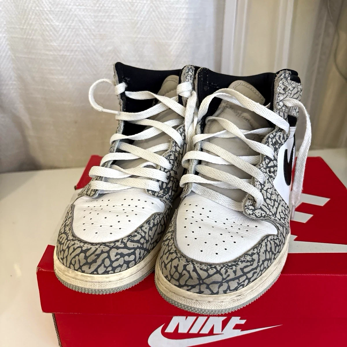 Nike Air Jordan 1 Mid ホワイト/グレー Jordan 1 Mid Grey White for Sale | Authenticity Guaranteed | eBay