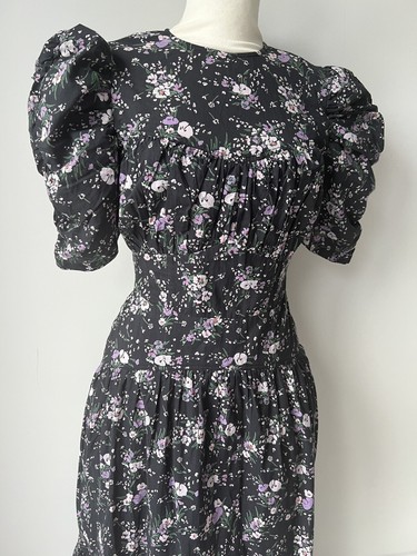 Brandneu mit Etikett Asos Design Maxikleid mit Blumenmuster V-Rückseite mit Knopfdetail. Größe 8 - Bild 2 von 7