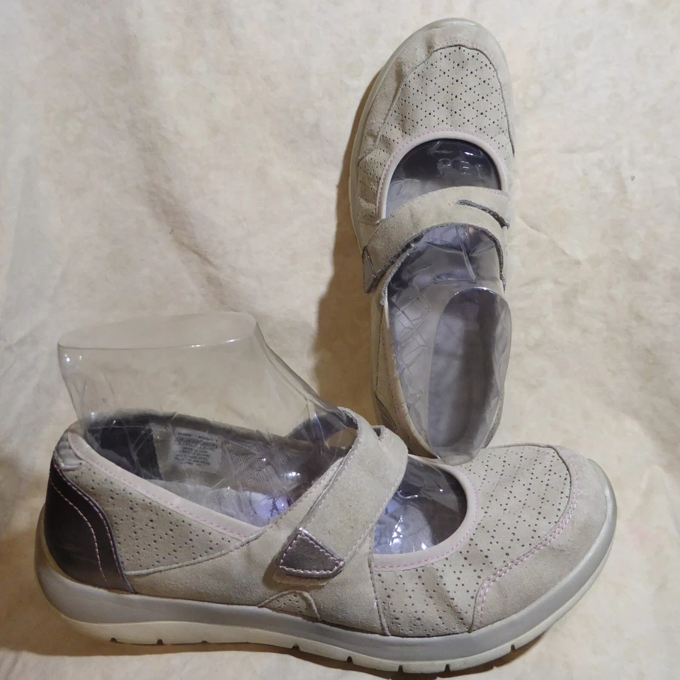 🩰 ARAVON Comfort Mary Janes 9 M Steel Gray Fabric & Suede; Adjustable V Straps - Image 2 of 4