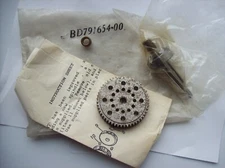 Dewalt 791654-00 Spindle and Gear ~ Black and Decker