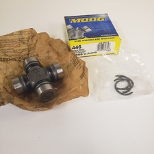 446 Universal Joint U-joint Moog - interchang...