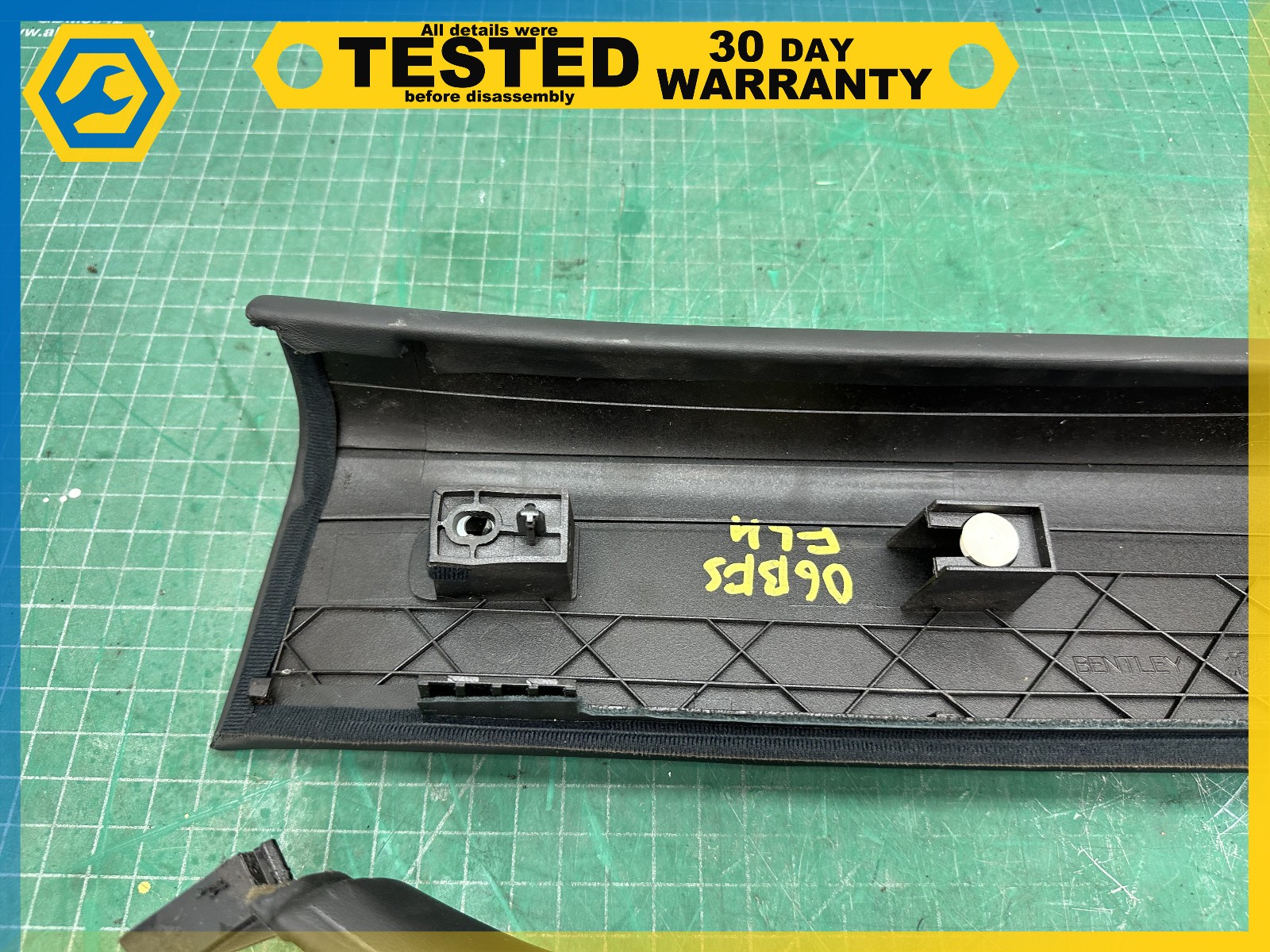 06-12 BENTLEY Flying Spur FRONT LEFT RIGHT A-PILLAR TRIM COVER PAIR OEM