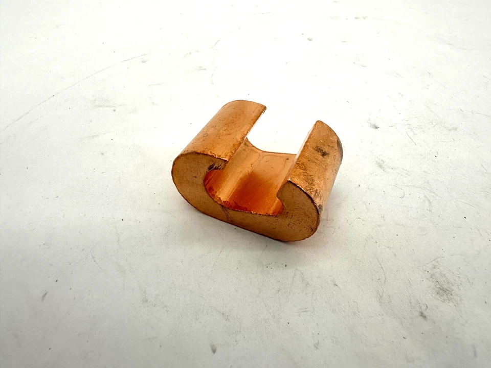 Lot of 2 New Burndy YC28C2 Tap Connector C Shape 4/0-3/0 AWG - No Box - Image 3 of 4