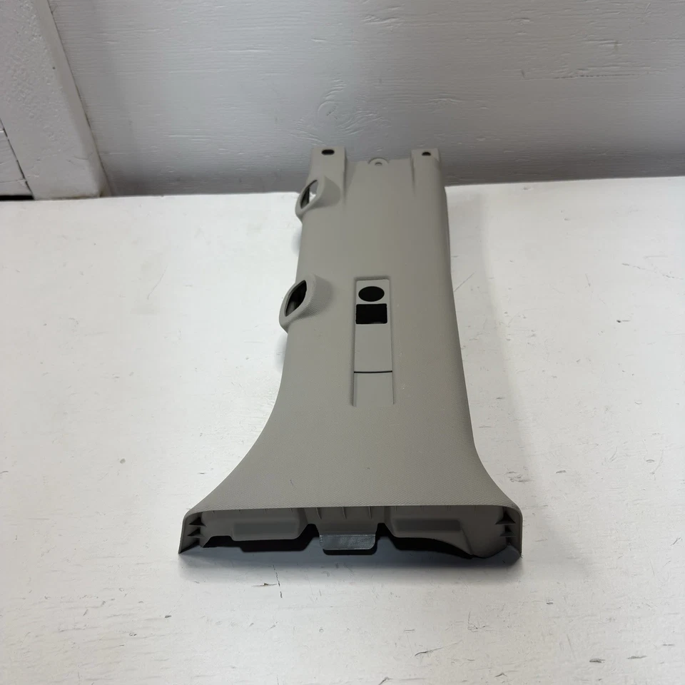 2015-25 福特 Transit 250 150 350 右侧 B 支柱上盖板 原始设备制造商 — 第 3/4 张图片