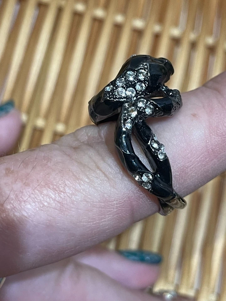ANILLO SERPIENTE METAL NEGRO CON DECORACIÓN CRISTAL ANIMAL SALVAJE SERPIENTE TALLA 8  Foto 3 de 4