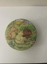 Vintage gray bear candy dish