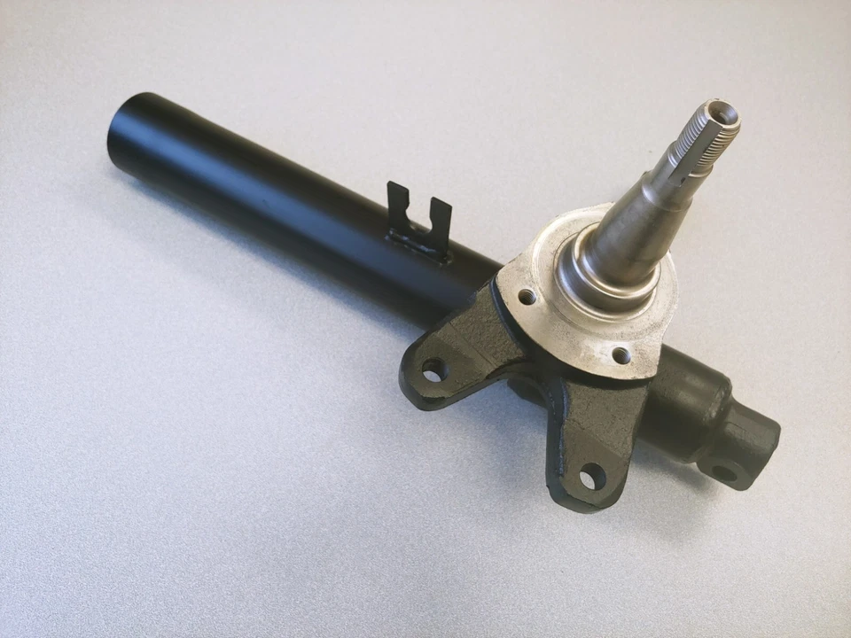 CARCASA PUNTAL DELANTERO IZQUIERDO ORIGINAL PORSCHE 914 MUY BIEN RESTAURADA 1972-76 Foto 3 de 4