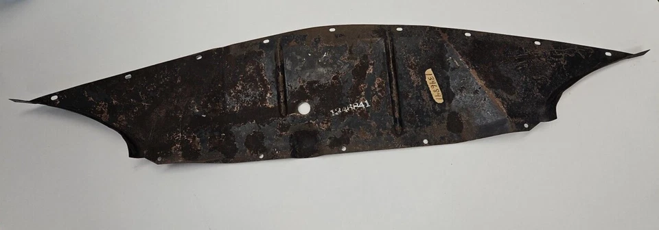 1951-1953 Dodge Meadowbrook Coronet Wayfarer Radiator Dust Shield 1346841 NOS - Image 3 of 4
