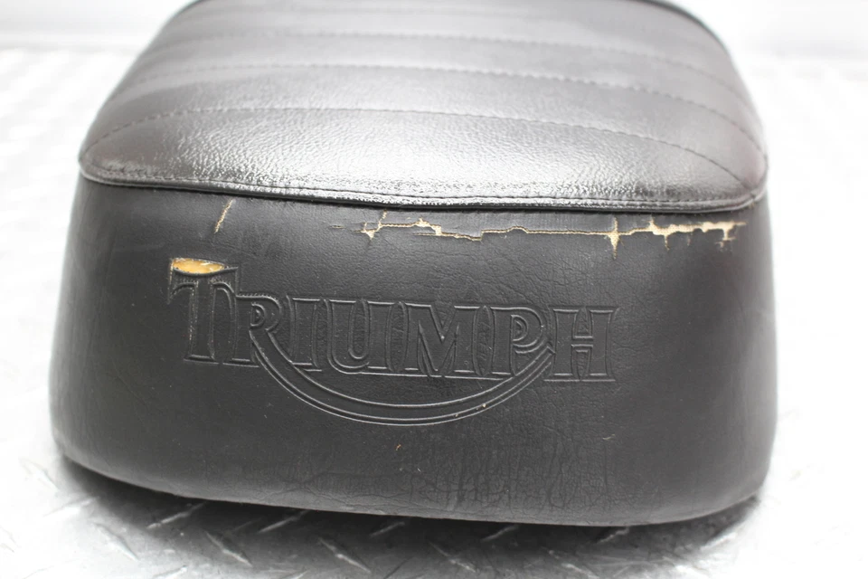 1997 Triumph Thunderbird FRONT SEAT SADDLE 4020081 - Image 4 of 4