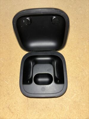 POWERBEATS PRO　ブラック A2048 A Original Right Powerbeats Pro Replacement - Model A2048