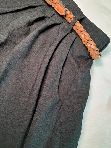 NWT Modcloth Size S Full Skirt Black Pockets Brown Faux Leather Plaid Belt - Picture 3 of 8