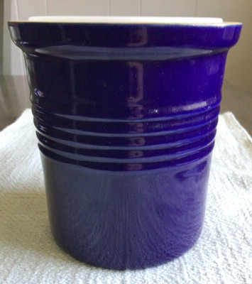 Pampered Chef Family Heritage Stoneware Cobalt Blue Utensil Crock/Wine/Bread