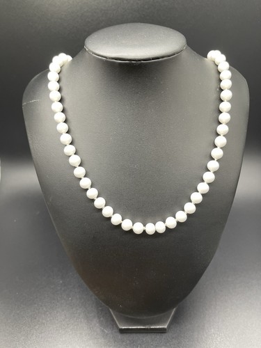 Vtg 50’s White Milk Glass Thread Tied Monet 20” A3