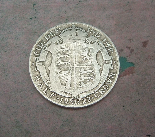 1922 George V Half Crown — photo from the most recent tracked eBay sale