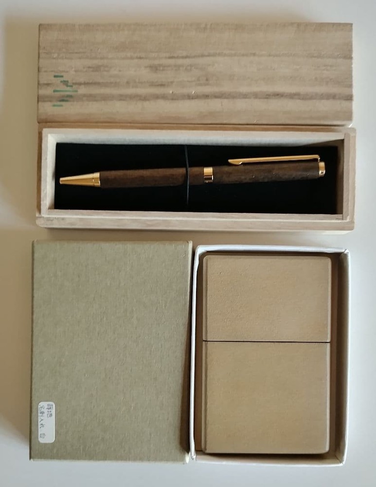 Wajima lacquer Wajima Kirimoto business card holder and ballpoint pen new life