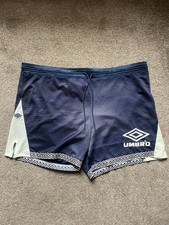 mens navy & white vintage 90s Umbro shorts Large