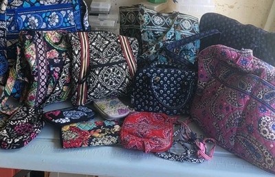 ESTATE VERA BRADLEY Lot Please Read