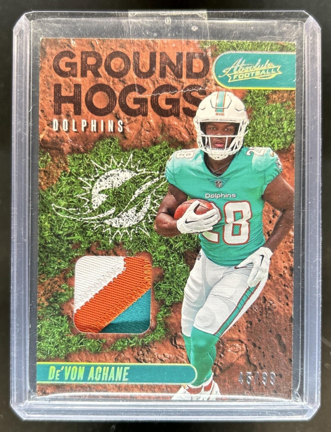 De'Von Achane Panini Absolute Ground Hoggs Materials #GH6 Gold