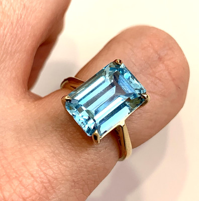 Blautopas 9 kt Gold Ring Solitär Cocktail gepunzt 375 Gelbgold - Größe M