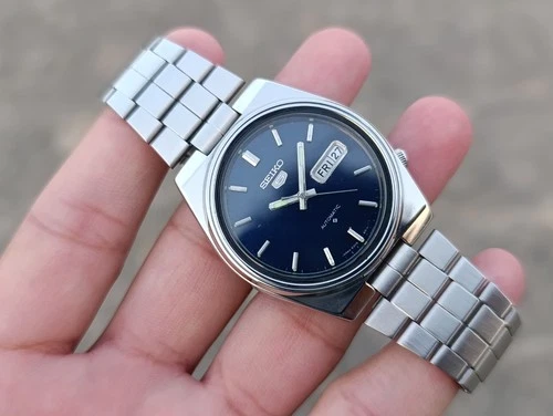 Vintage SEIKO 5 Automatic Day-Date Blue Dial SS Men's Japanese Wristwatch 36mm