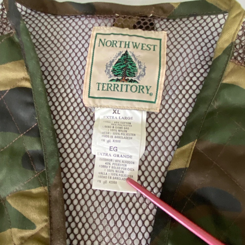 Northwest Territory Men's Camo Deluxe Hunting Vest Size XL - Image 2 of 4