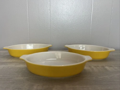 VINTAGE PYREX #700 Yellow 10oz Au Gratin Casserole Dish Corning USA Set Of 3