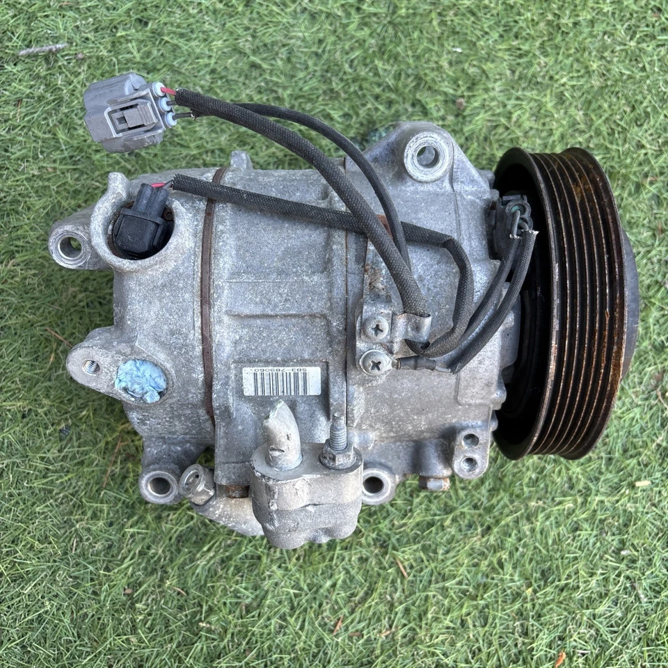 Compresor de aire acondicionado Acura RL 2005-2012 OEM 447260-1037 DENSO Foto 3 de 3