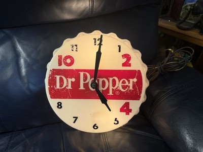 Vintage DR PEPPER Soda Light-Up Clock Sign 2-4-10