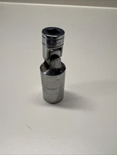Snap-on Tools 3/8" Drive 13/16" SAE 6pt Spark Plug Swivel Socket S9704 #8A3